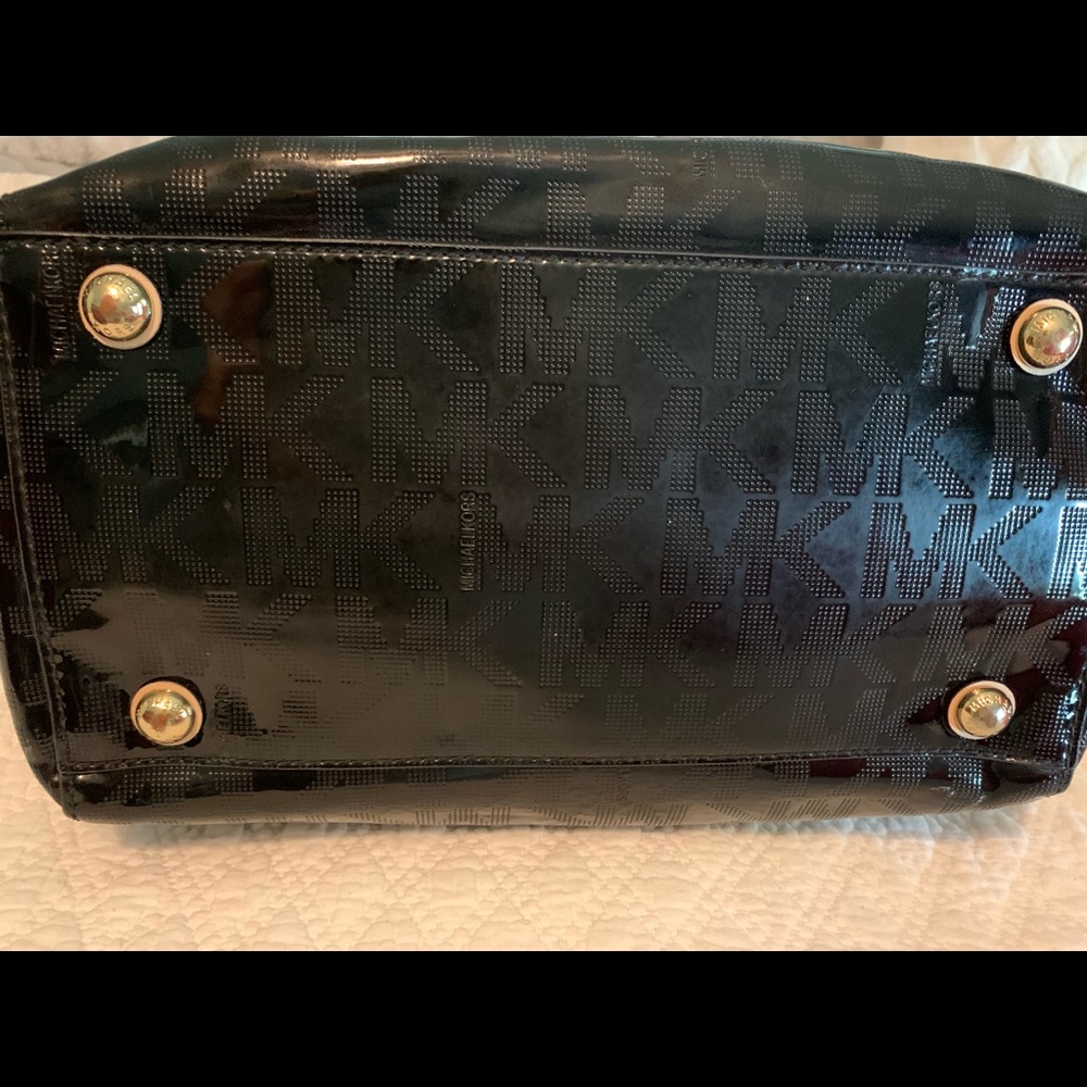 All five purses MK , Dooney & Bourke - Picture 10 of 16